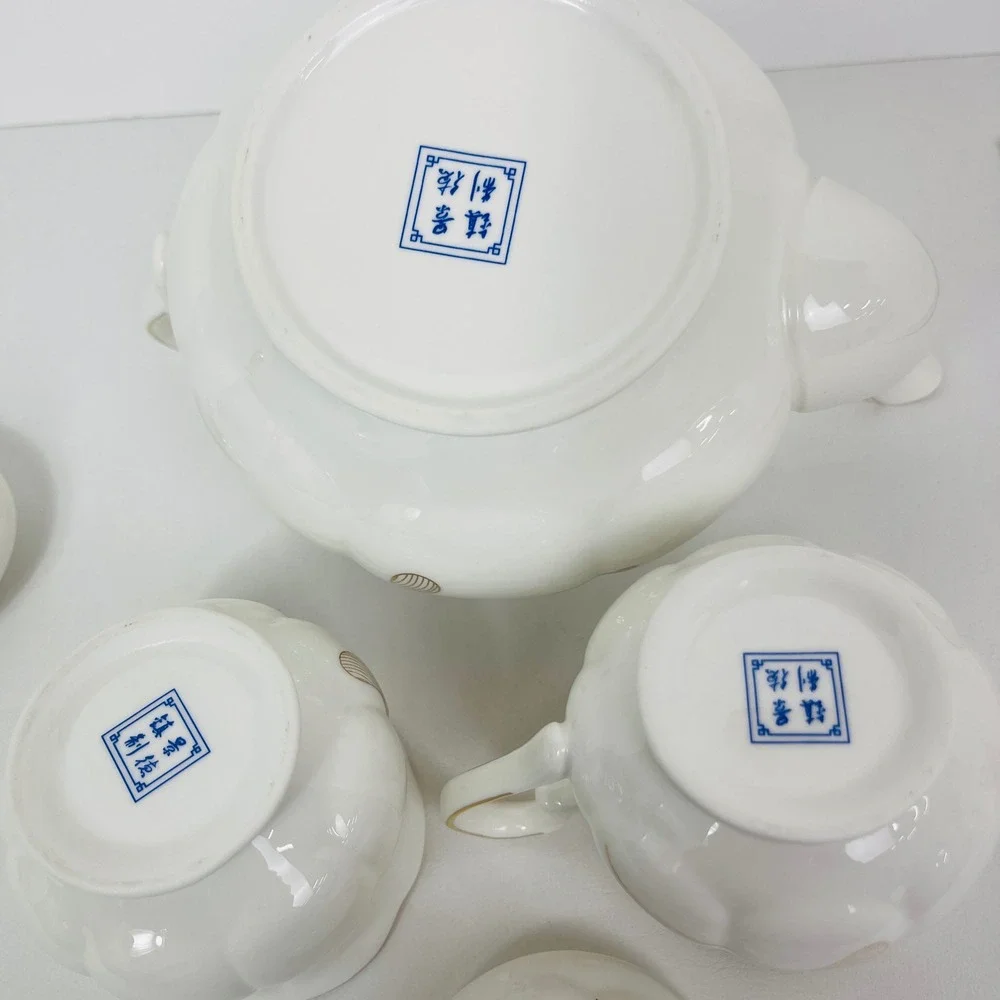 Jingdezhen elegant porcelain